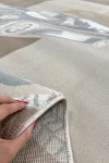 Детски килим Pastel със синя състезателна кола