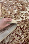 Класически килим Атлас със семпъл дизайн