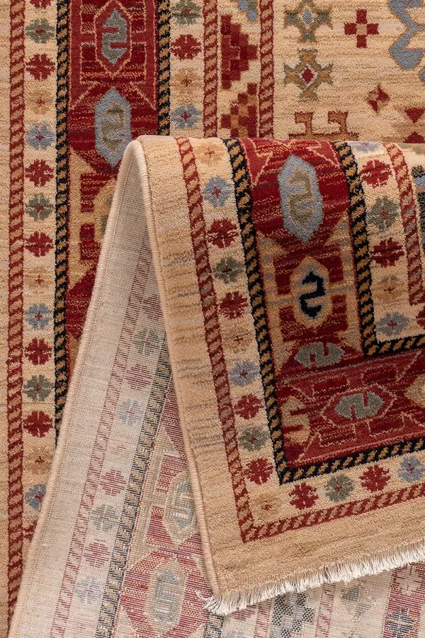 Класически пъстър килим Антик