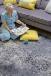 Син вълнен килим Белла изтъркан дизайн
