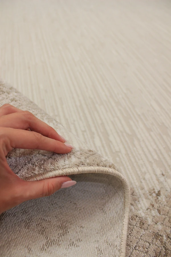 Бежов килим Оскар с рамка