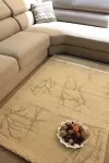 Стилен бежов килим Престиж