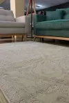 Бежов килим Престиж водна повърхност
