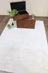Бял килим Престиж водна повърхност