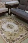Kласически килим Белла с рози в бежово