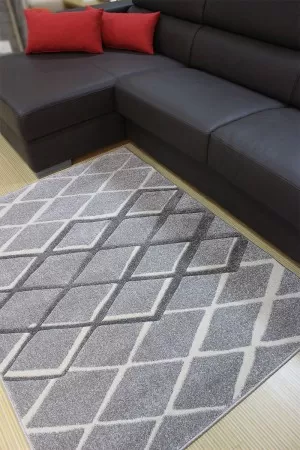 Сив килим Сохо със сиви ромбове