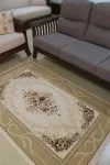 Бежов класически килим Премиум с тъмен бордюр елипса