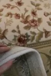 Класически килим Белла с рози и тъмен бордюр