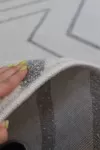 Бял килим Матрикс със звезда