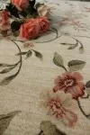 Кремав килим Премиера на цветя