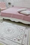 Бял класически килим Жасмин с рози