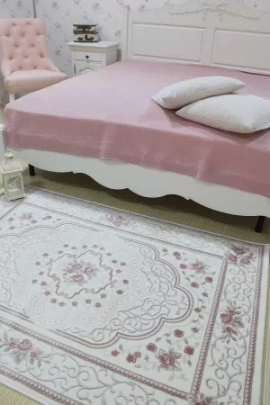 Бял класически килим Жасмин с рози