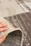 Бежов килим Супер софт на квадрати