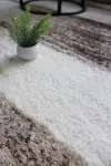 Бежов мек килим Флъфи на квадрати