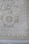 Бял класически килим Петра с ресни