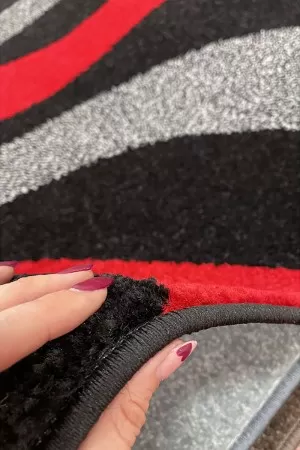 Килим Плей на райета черно и червено