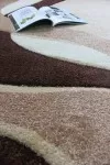 Бежов килим Тренди на вълни